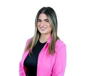Chelsea Arruda, Deals Administrator